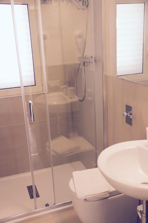 Beachfront Rooms مارينا دي راغوزا المظهر الخارجي الصورة